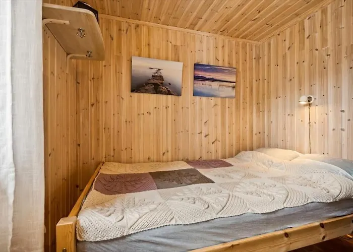 Charming In Lofoten With Stunning Sea View, Vagan, Wifi Feriehus