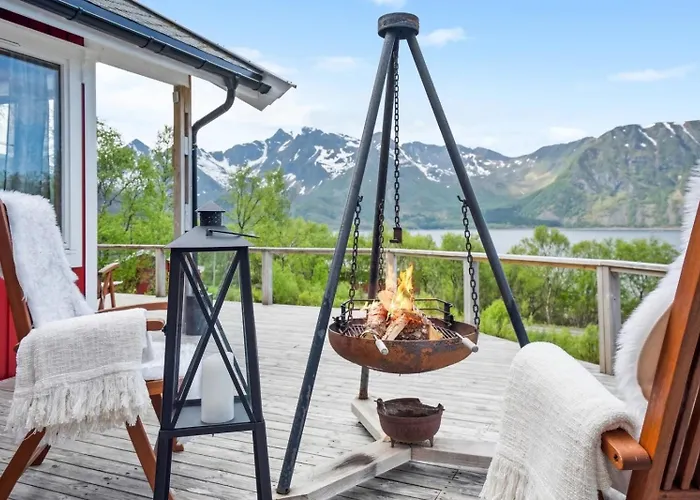 Koselig I Lofoten, Sjo, Fjellutsikt, Parkering Дом отдыха Laukvik